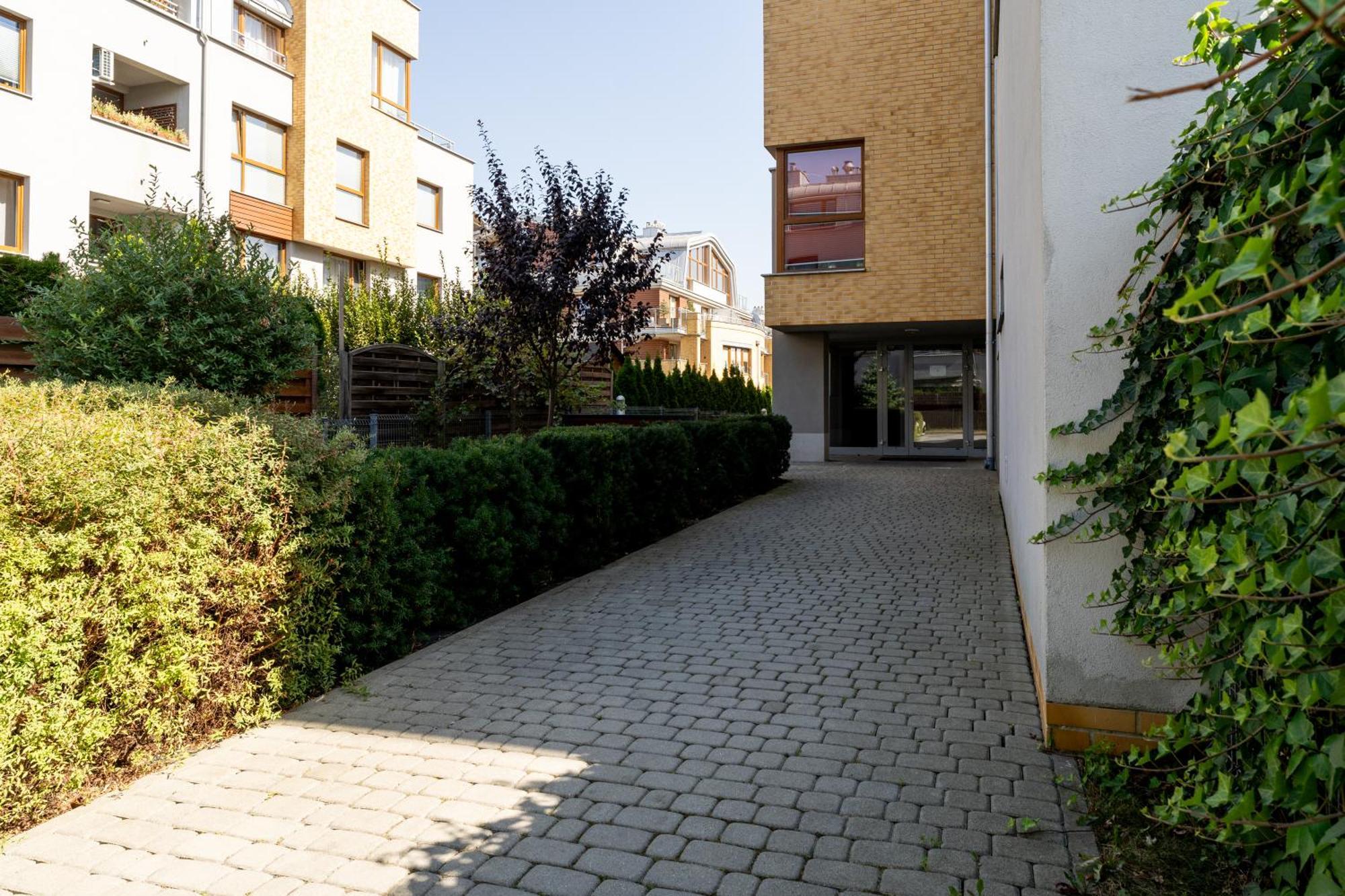 Bronowice Homely Apartment